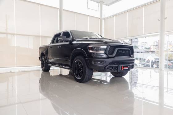 RAM 1500 5.7 V8 GASOLINA REBEL CD 4X4 AUTOMÁTICO